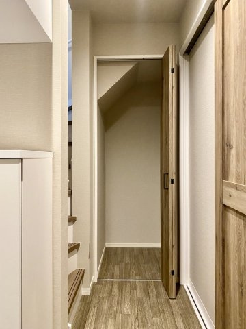 多摩市鶴牧６丁目のアパートの収納