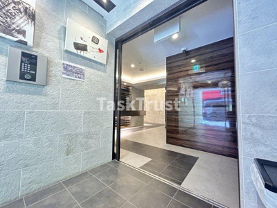 【エントランス】 | グラシア堺筋本町