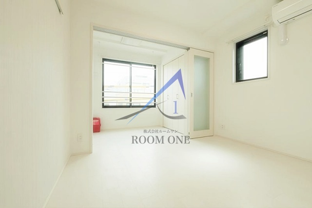 ハーモニーフラッツ住吉の居間・リビング|洋室のお部屋です。