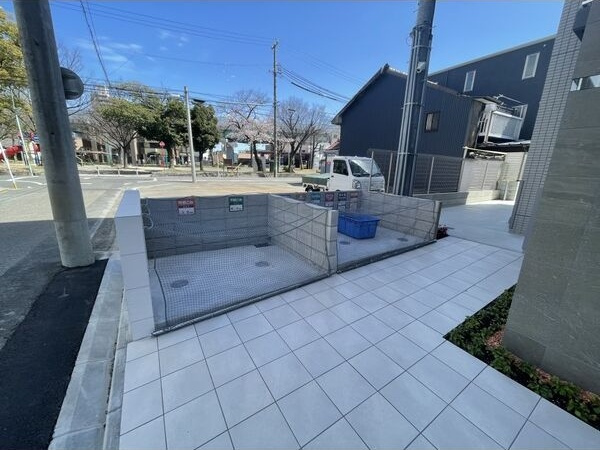 パークハイム日比野のその他共用部分|ゴミステーションです