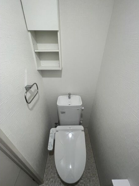 パークハイム日比野のトイレ|ゆったりとした空間のトイレです