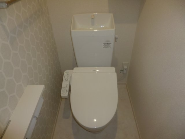 VIA-GRANDEのトイレ|ウォシュレット