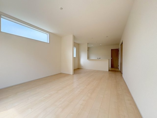 八潮市木曽根　新築戸建　全1棟の居間・リビング|同施工会社の参考写真になります。