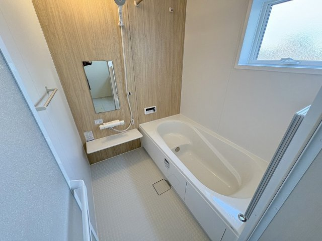 八潮市木曽根　新築戸建　全1棟の浴室|同施工会社の参考写真になります。