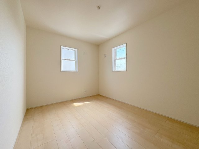 八潮市木曽根　新築戸建　全1棟の洋室|同施工会社の参考写真になります。