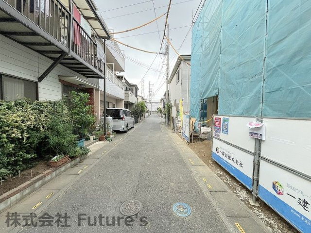 八潮市木曽根　新築戸建　全1棟の前面道路含む現地写真|前面道路含む現地写真です。