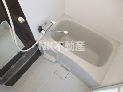 【浴室】 | ハーモニーテラス御厨中（八戸ノ里賃貸） | お風呂で日々の疲れを落としましょう