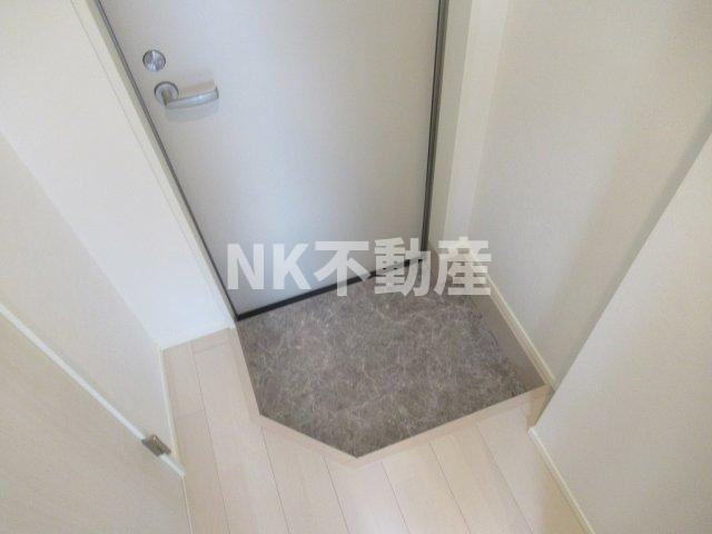 【玄関】 | ハーモニーテラス御厨中（八戸ノ里賃貸） | ゆったりとした玄関です