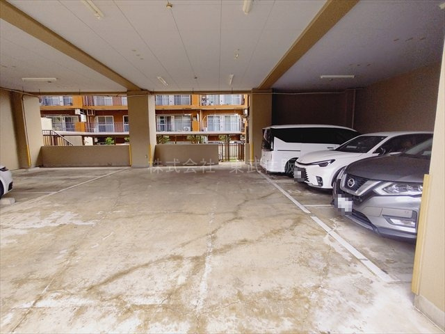 【駐車場】の画像