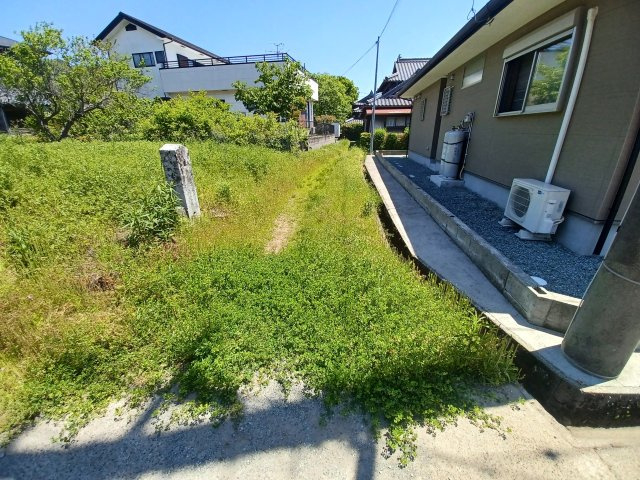 宇土市岩古曽町の売地の周辺|南側道路
