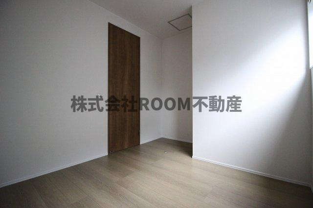 マカロンの洋室|明るい洋室です