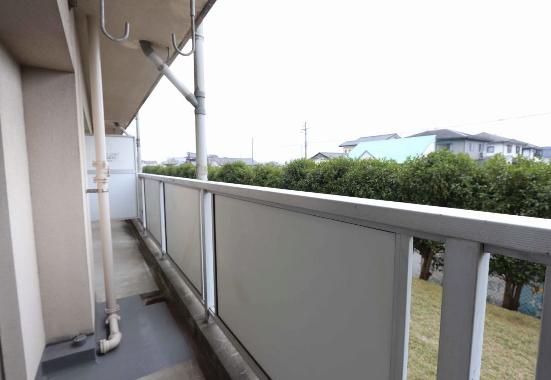 ビレッジハウス筑後【キャッシュバック対象物件】のバルコニー|陽当たり良好なバルコニーです