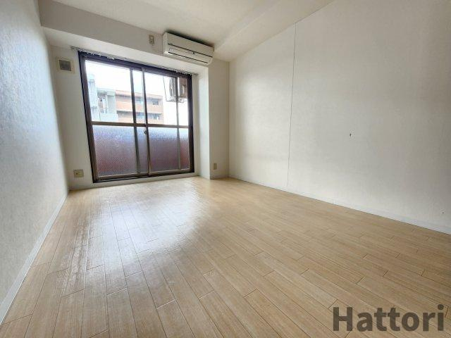 ラ・ヴィ江坂イーストの寝室