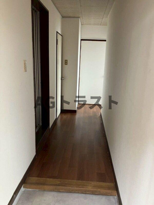 【玄関】 | ハスミハイツ