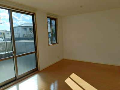 【居間・リビング】 | フォルカスⅡＡ棟 | 南面リビング13.4帖