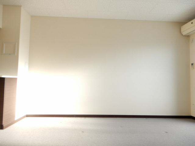 明石市藤江のアパートの居間・リビング