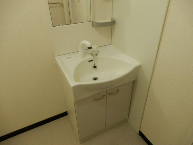 明石市藤江のアパートの洗面所