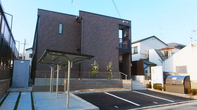 レオネクストリヴェール長田の外観
