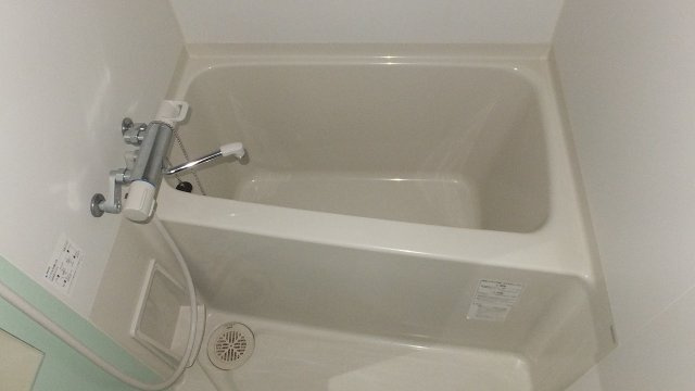 レオパレスＢＯＳＨＵＫＥ水木の浴室
