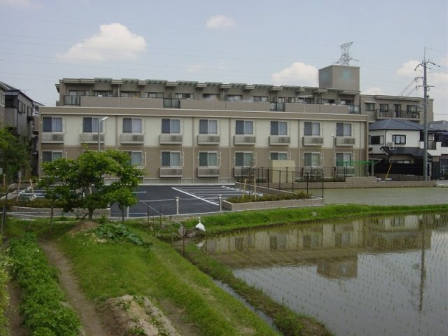 神戸市北区有野町有野のアパートの外観