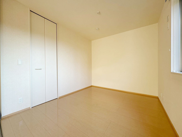 ウィット狐井の居間・リビング