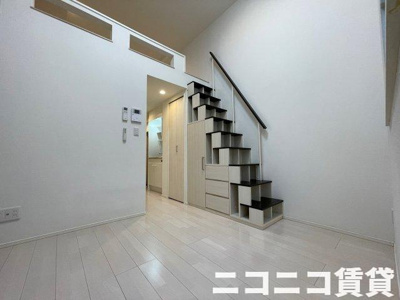 【居間・リビング】 | 小さなラ・ベルジュ Kitasenju | 別号室イメージの為、現状を優先致します。