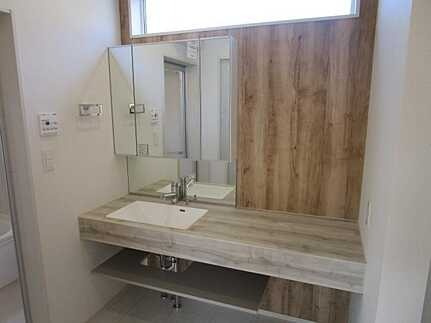 広島市安佐南区伴東8丁目　新築一戸建て(全2棟)の外観