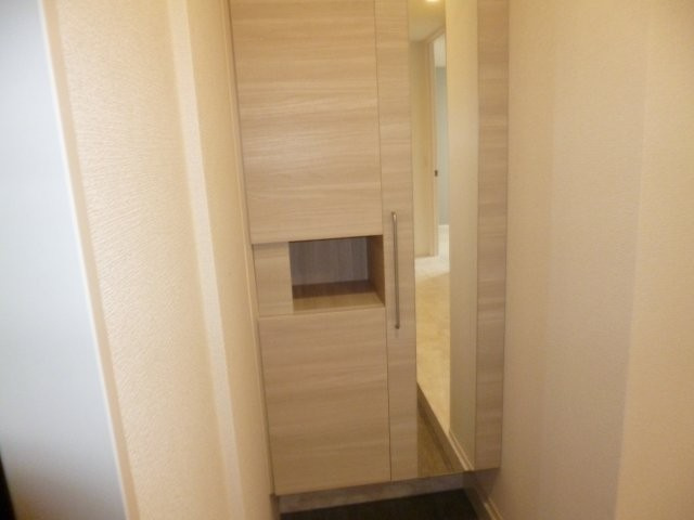 VIA-GRANDEの内装|シューズボックス