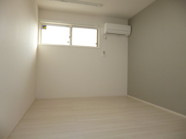 VIA-GRANDEの寝室|洋室