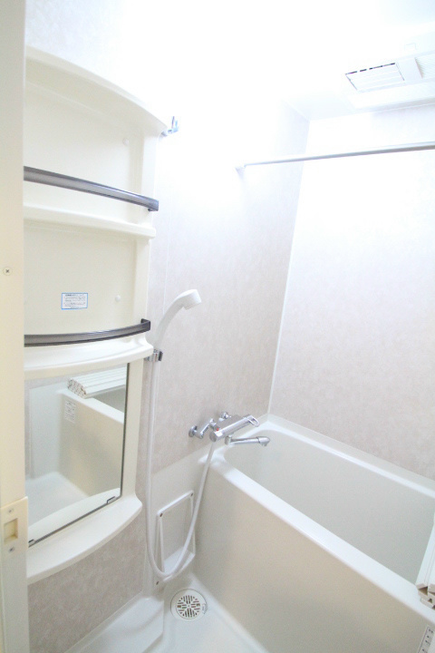 グリフィン横浜・桜木町駅前の浴室