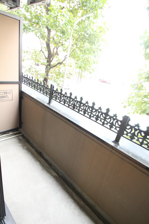 グリフィン横浜・桜木町駅前のバルコニー