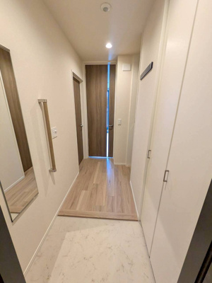 【玄関】 | メゾンクレール谷在家 | ※同タイプの別のお部屋の写真です
