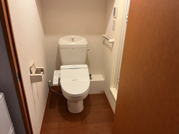 レオパレス本町公園のその他|温水洗浄便座付きトイレ