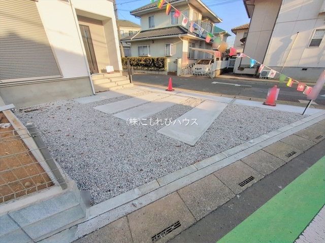 北本市二ツ家　2期　新築一戸建て　グラファーレ　01の駐車場|撮影：'25/10/07