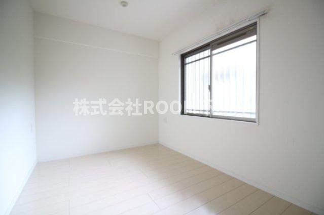 Lien　eterunite（ﾘｱﾝｴﾃﾙﾆﾃ）の洋室|きれいな洋室です