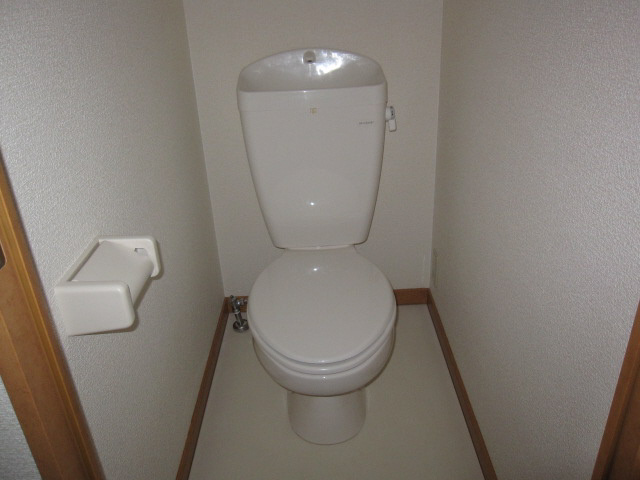 レオパレスＩＳＡＢＥのトイレ