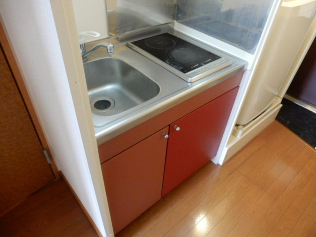 明石市二見町西二見駅前２丁目のアパートのキッチン