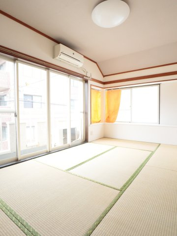 清水コーポの和室