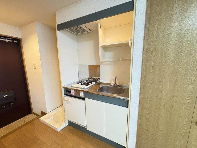 K.M BLDGのキッチン