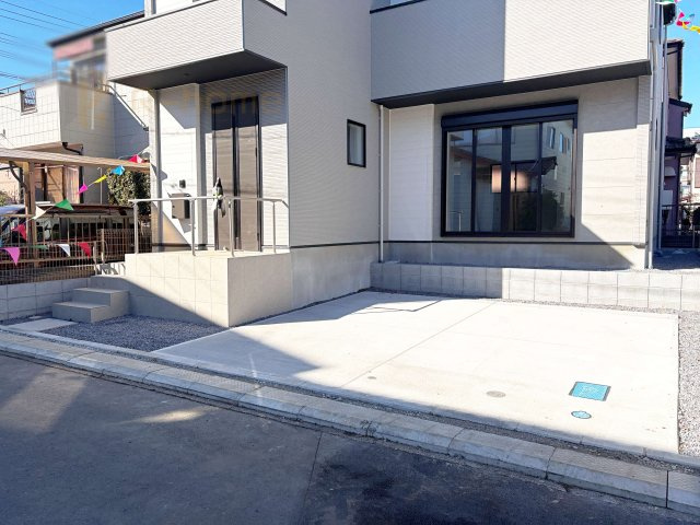 牛久市南17期　新築戸建て　1号棟の駐車場|カースペースは2台お停めいただけます♪