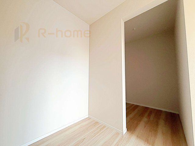 牛久市南17期　新築戸建て　1号棟の収納|主寝室にウォークインクローゼット＆フリースペース付き！