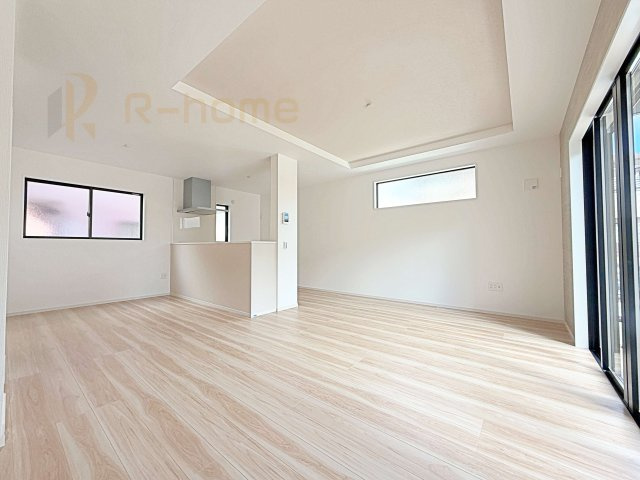 牛久市南17期　新築戸建て　1号棟の居間・リビング|広々としたLDK♪充分な広さがあり、ご家族でインテリアのレイアウトを考えるのも楽しみですね！