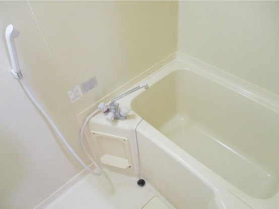 サンビレッジ津福の浴室