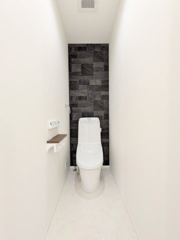 神戸市垂水区霞ヶ丘３丁目戸建Ａ号地のトイレ