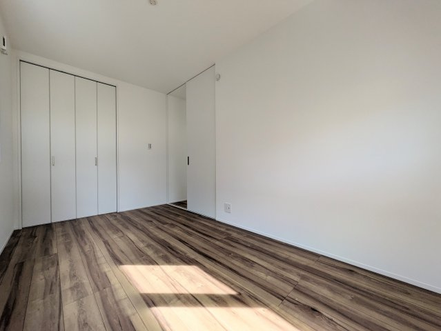 神戸市垂水区霞ヶ丘３丁目戸建Ａ号地の洋室