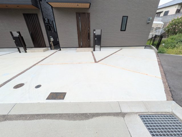 神戸市垂水区霞ヶ丘３丁目新築戸建Ａ号地の駐車場