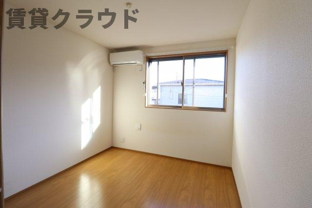  グランフェリオ本千葉の洋室