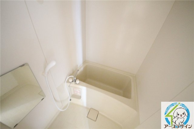 ダイコーポ西藤江の浴室|※類似部屋