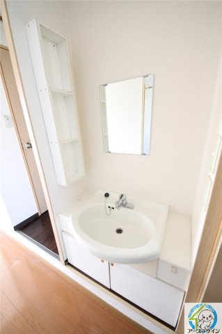 ダイコーポ西藤江の独立洗面台|※類似部屋