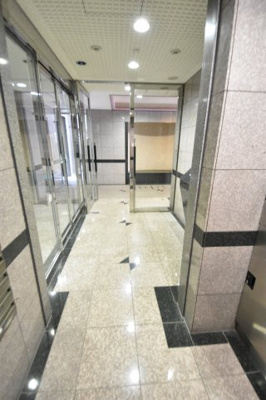 【エントランス】 | ディナスティ神戸元町通